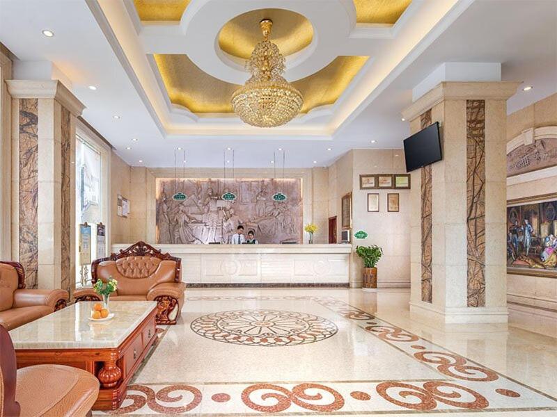Vienna Hotel Longgang Nanlian Шеньчжень Екстер'єр фото